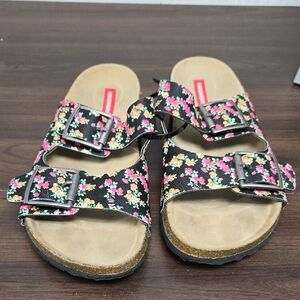 UnionBay Size 8.5 Black Floral Melissa Mules